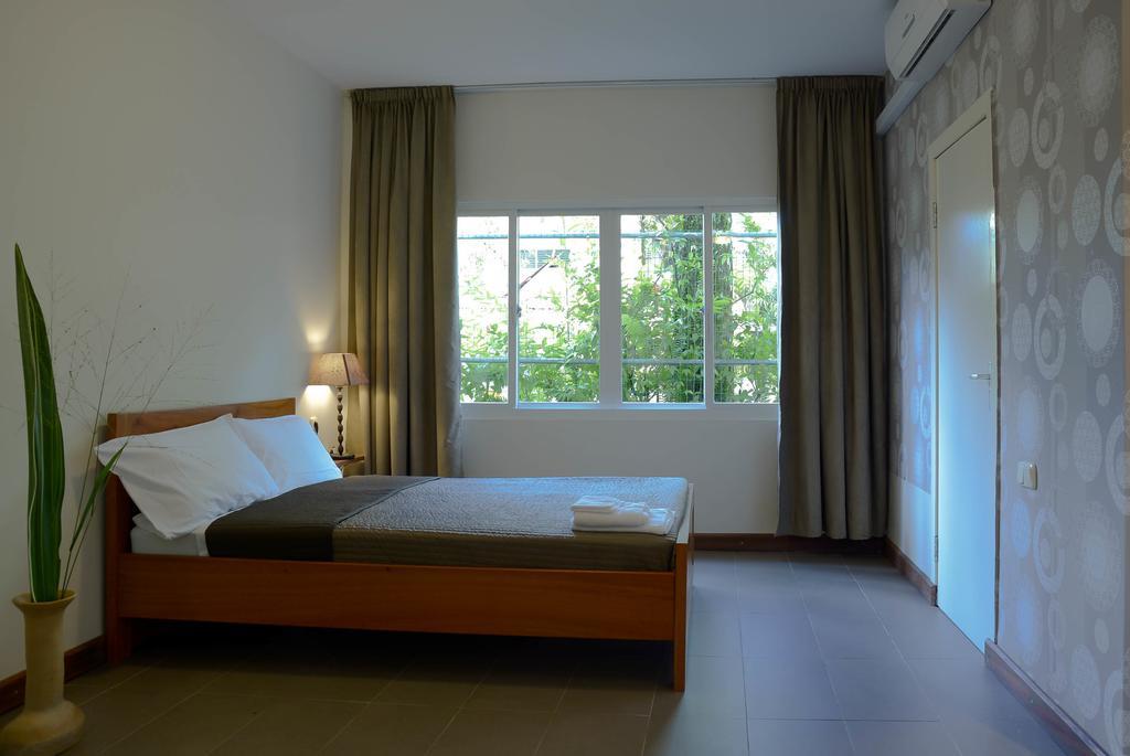 Mathurin Appartementen ปารามารีโบ ภายนอก รูปภาพ