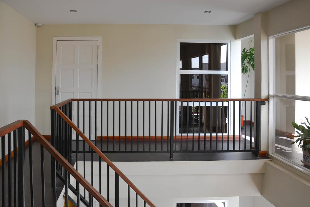 Mathurin Appartementen ปารามารีโบ ภายนอก รูปภาพ
